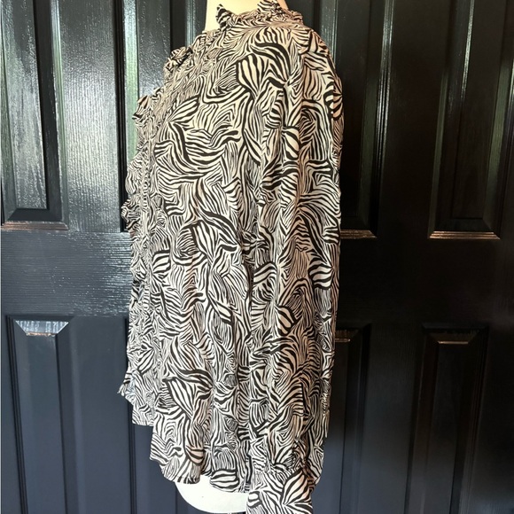Zebra Print Women's Top - Picture 2 of 4